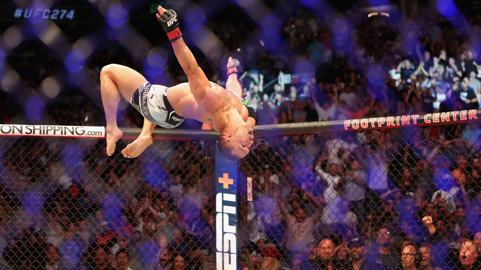 并保持冷静 并保持冷静