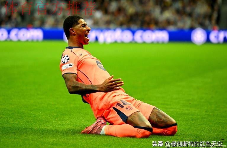 6球8助！巴萨争议边锋复活：2脚传中2次助攻 3500万可买断