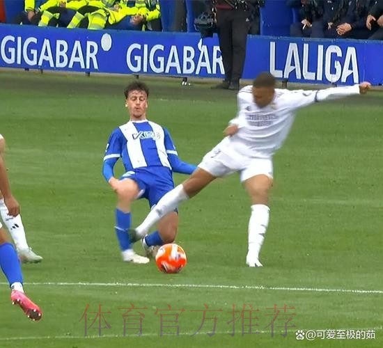 官方:姆巴佩此前恶劣踩踏对手染红 停赛1场无追加 官方:姆巴佩此前恶劣踩踏对手染红 停赛1场无追加